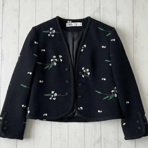 Zara Jackets & Blazers - Zara Floral Embroidered Black Blazer Jacket Small Preppy Casual Dark Academia